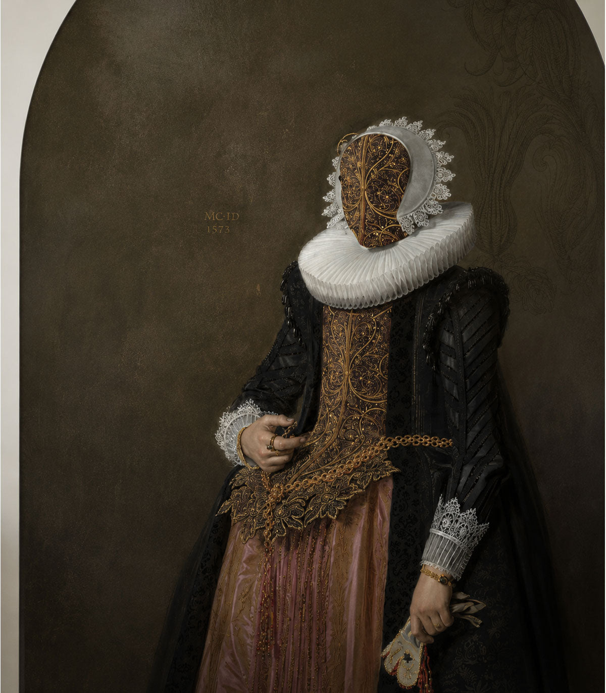 Arch Baroque Lady