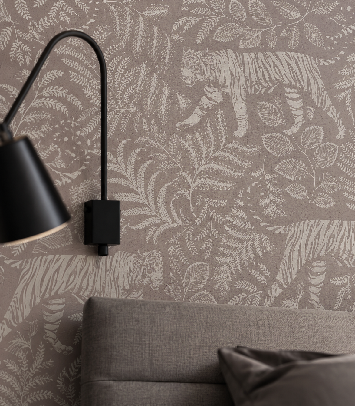Tapeta Camouflaged Tiger Light Pink