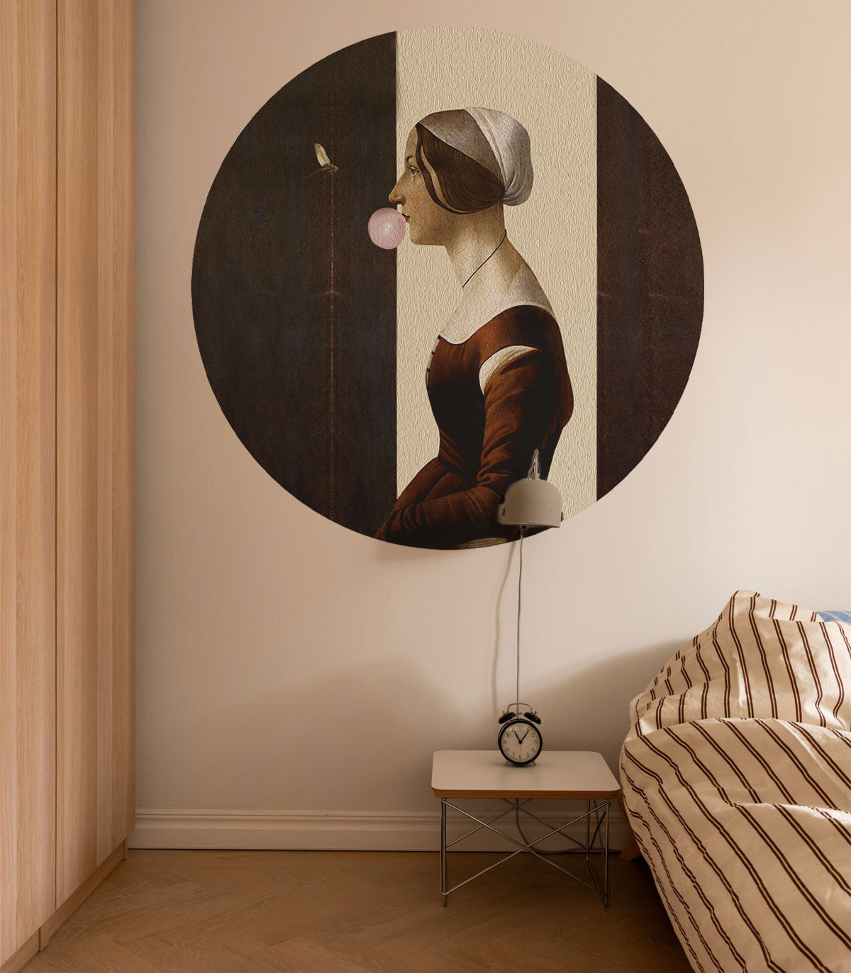 Dots Handmaid with Bubble Gum