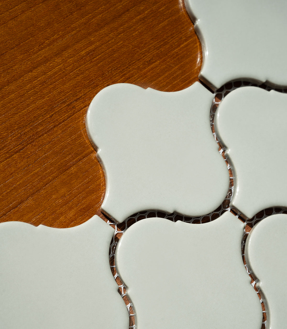 Mosaic Arabesque light gray