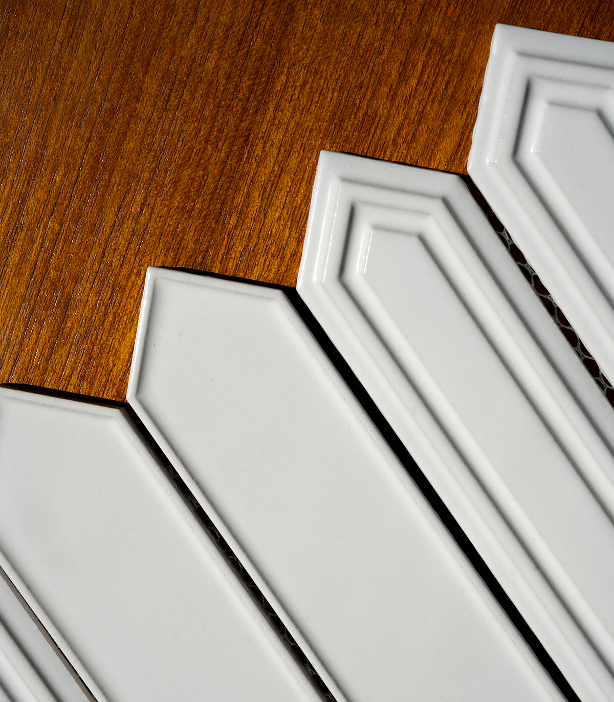 Vertigo white mosaic