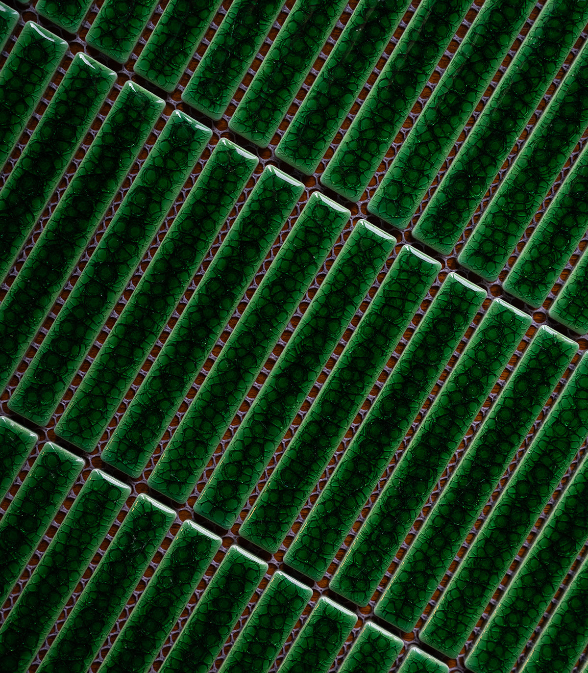 Mini piano green crackle mosaic