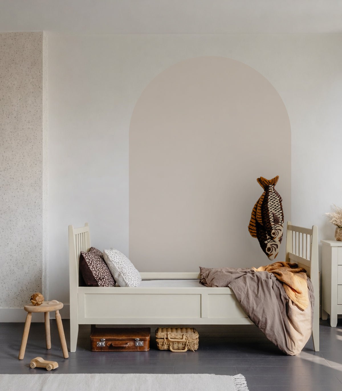 Arch Solid Powdered Earth - Wallcolors®