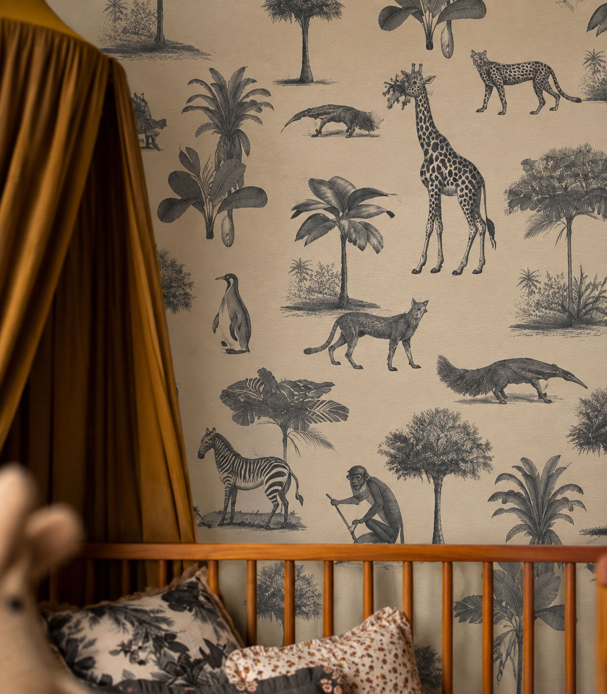 Wallpaper Vintage animals beige