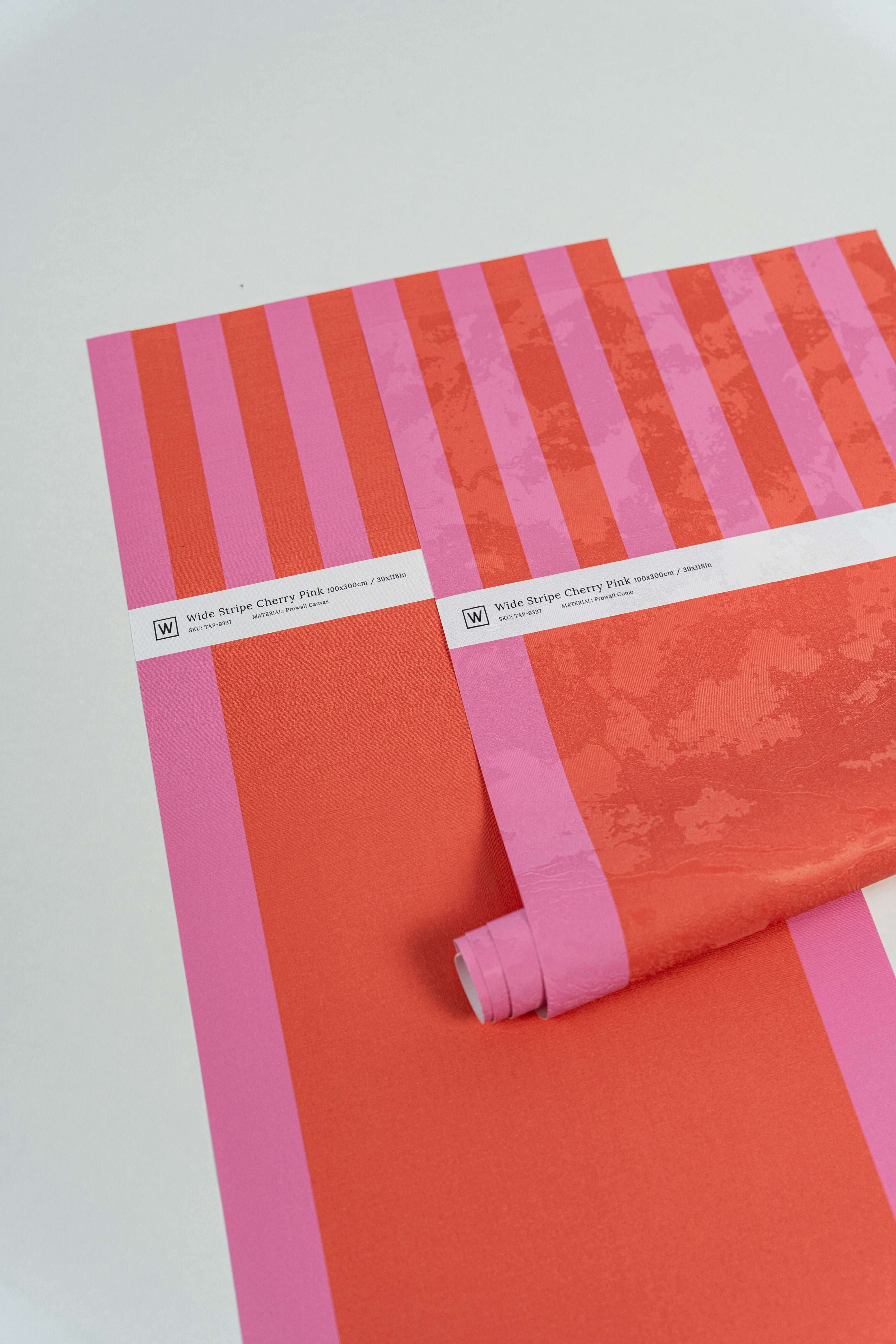 Tapete Wide Stripe Play Cherry Pink