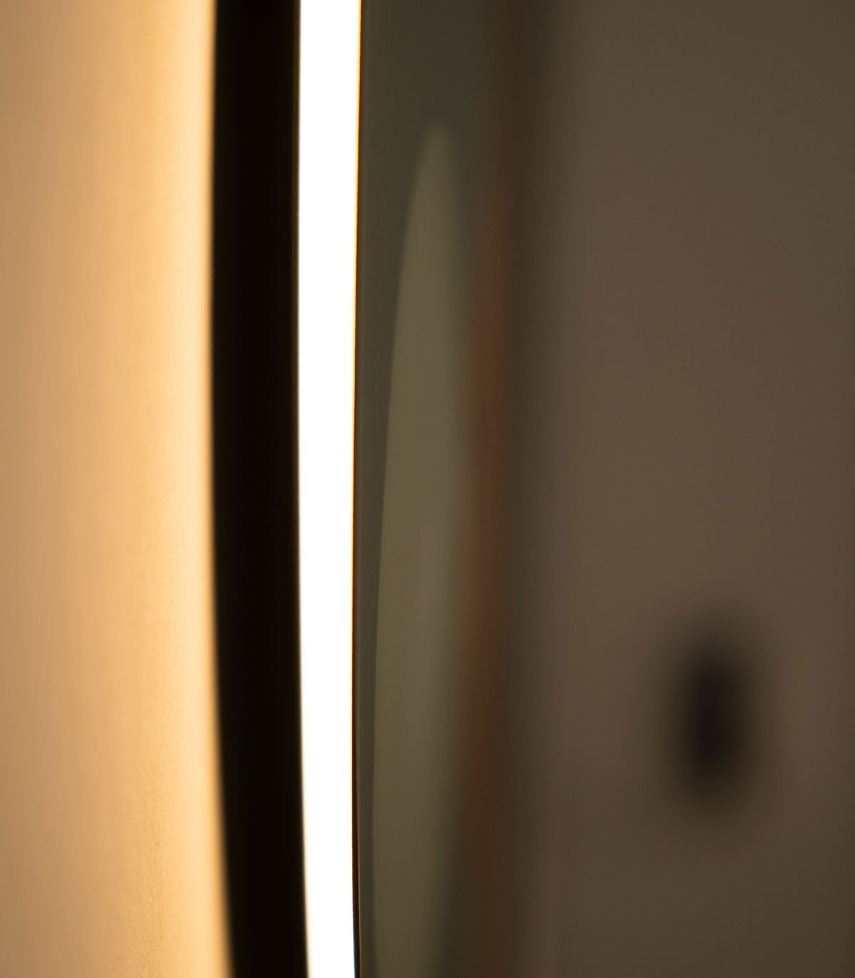 Dots Lighting Boy and Dragonfly - Wallcolors®
