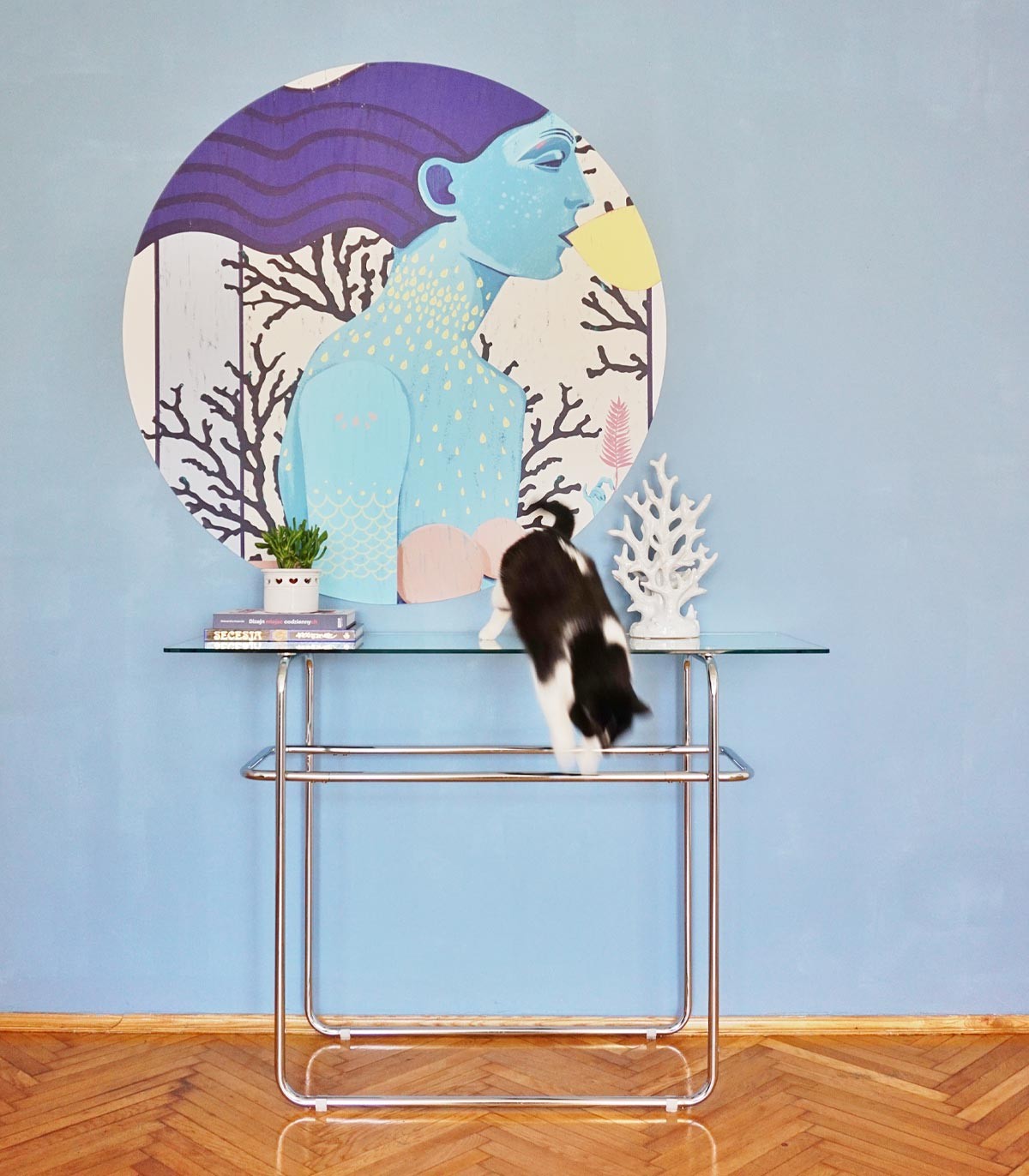 Dots Siren cool girl