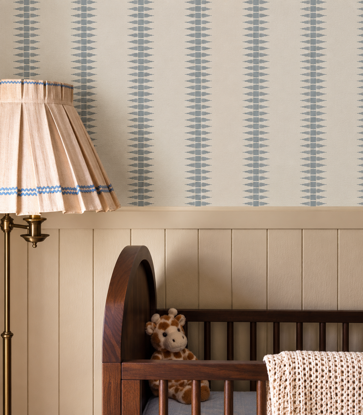 Papel pintado Ornament Line Mist Dusty Blue