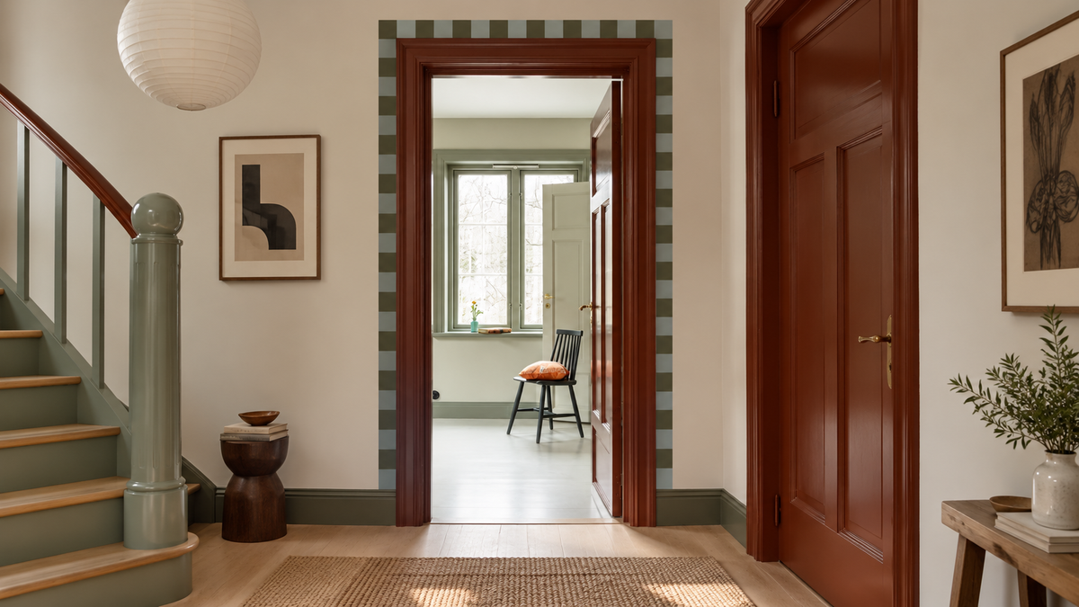 Border Square Olive Green