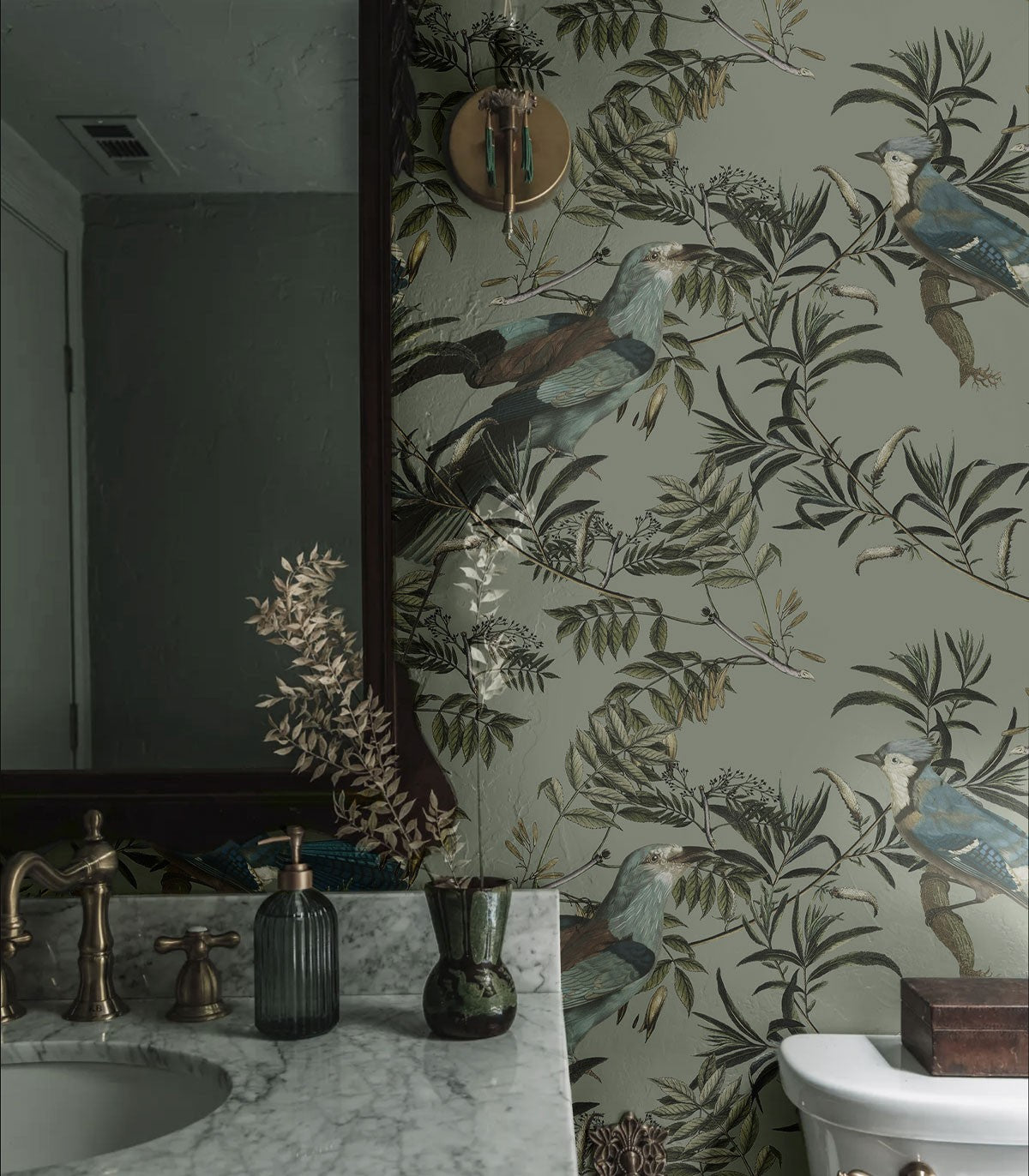 Birds in Garden Wallpaper