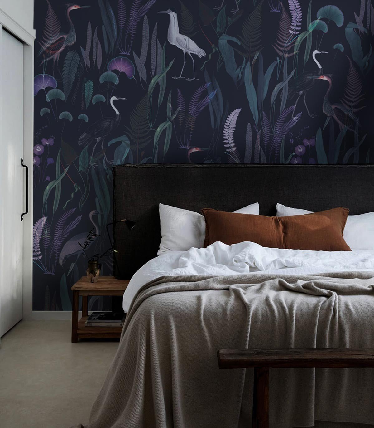 Tapeta Calm Heron Purple - Wallcolors®