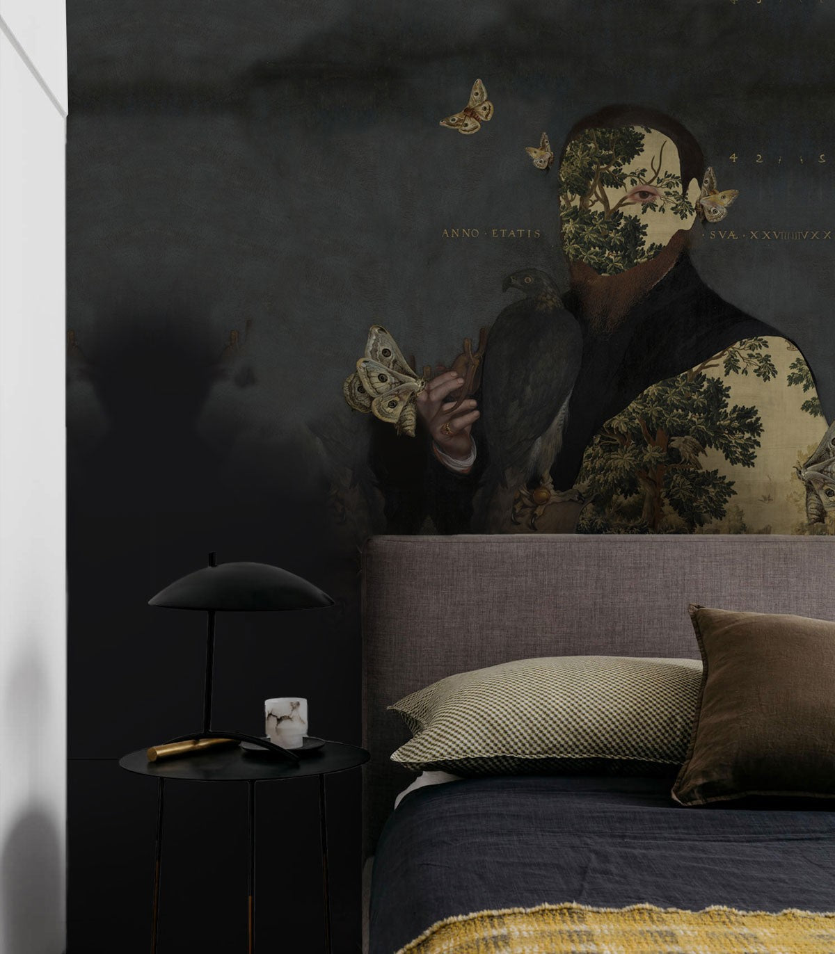 Gentleman Moth Wallpaper