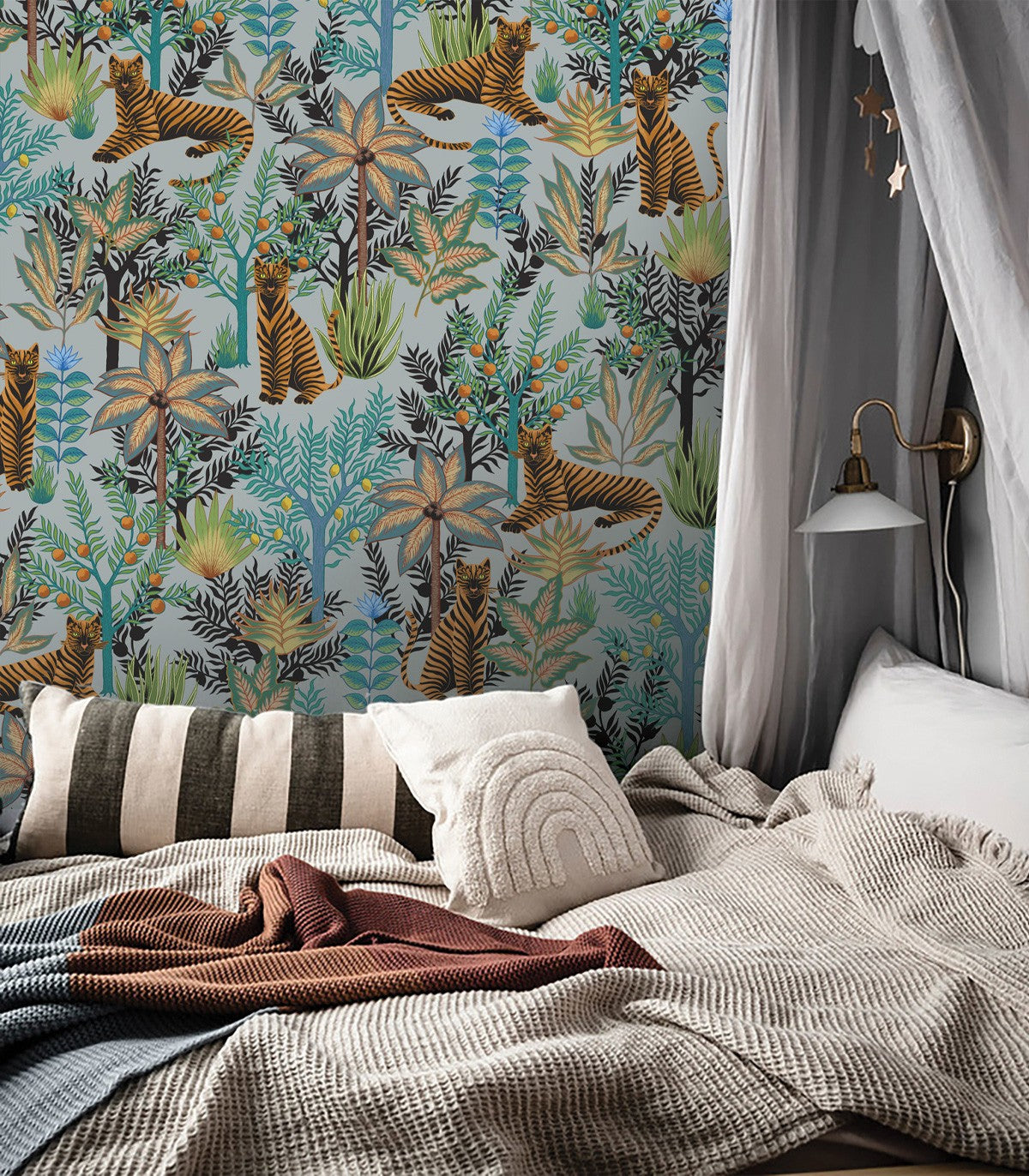 Tapeta Gold Tigers Light Blue