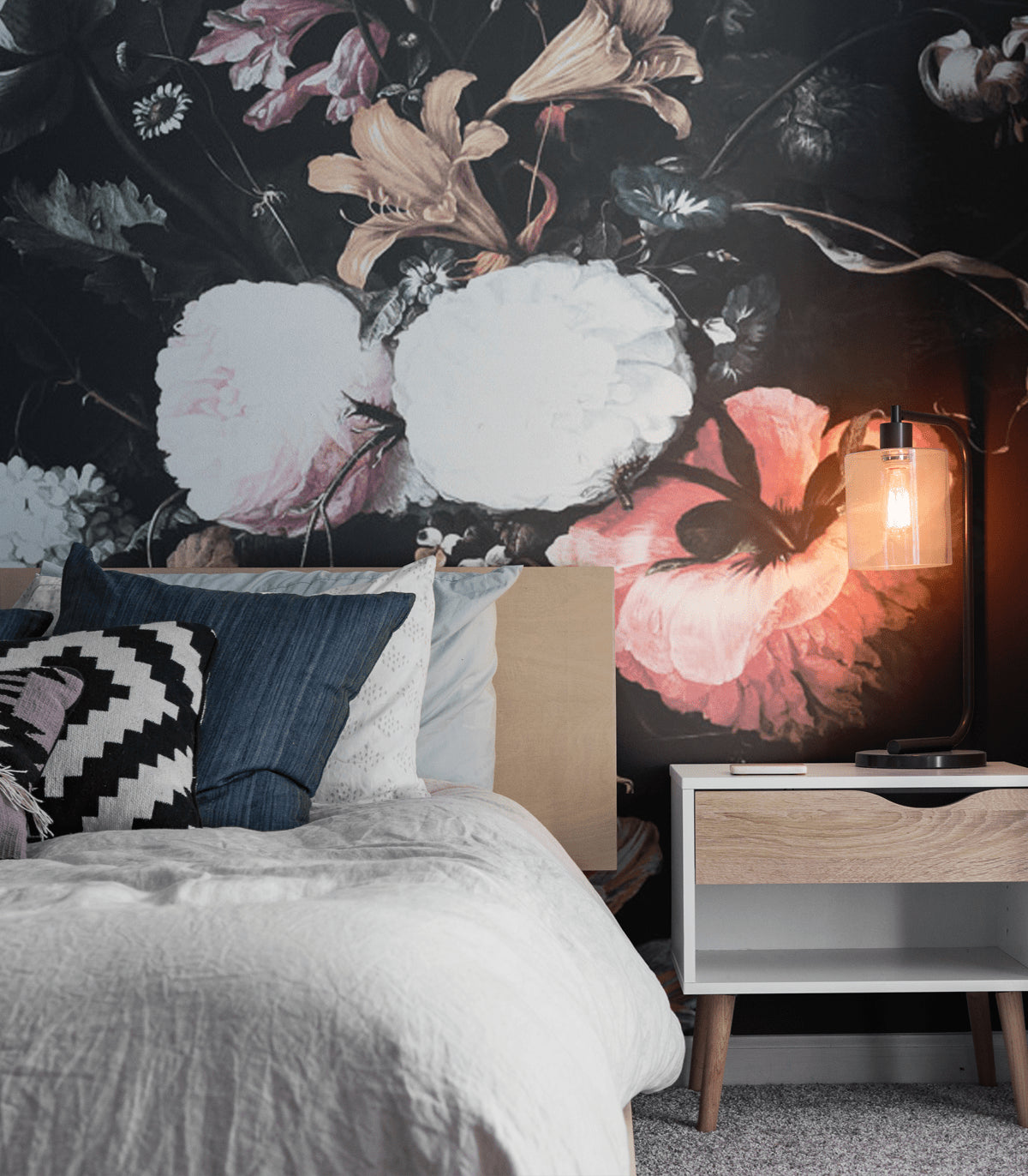 Tapeta Midnight Flowers - Wallcolors®