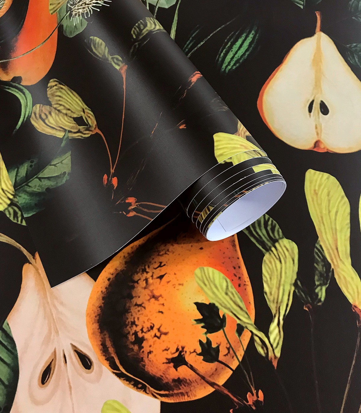 Pear Maroon Tapete - Wallcolors  - Exklusive Hintergrundbilder