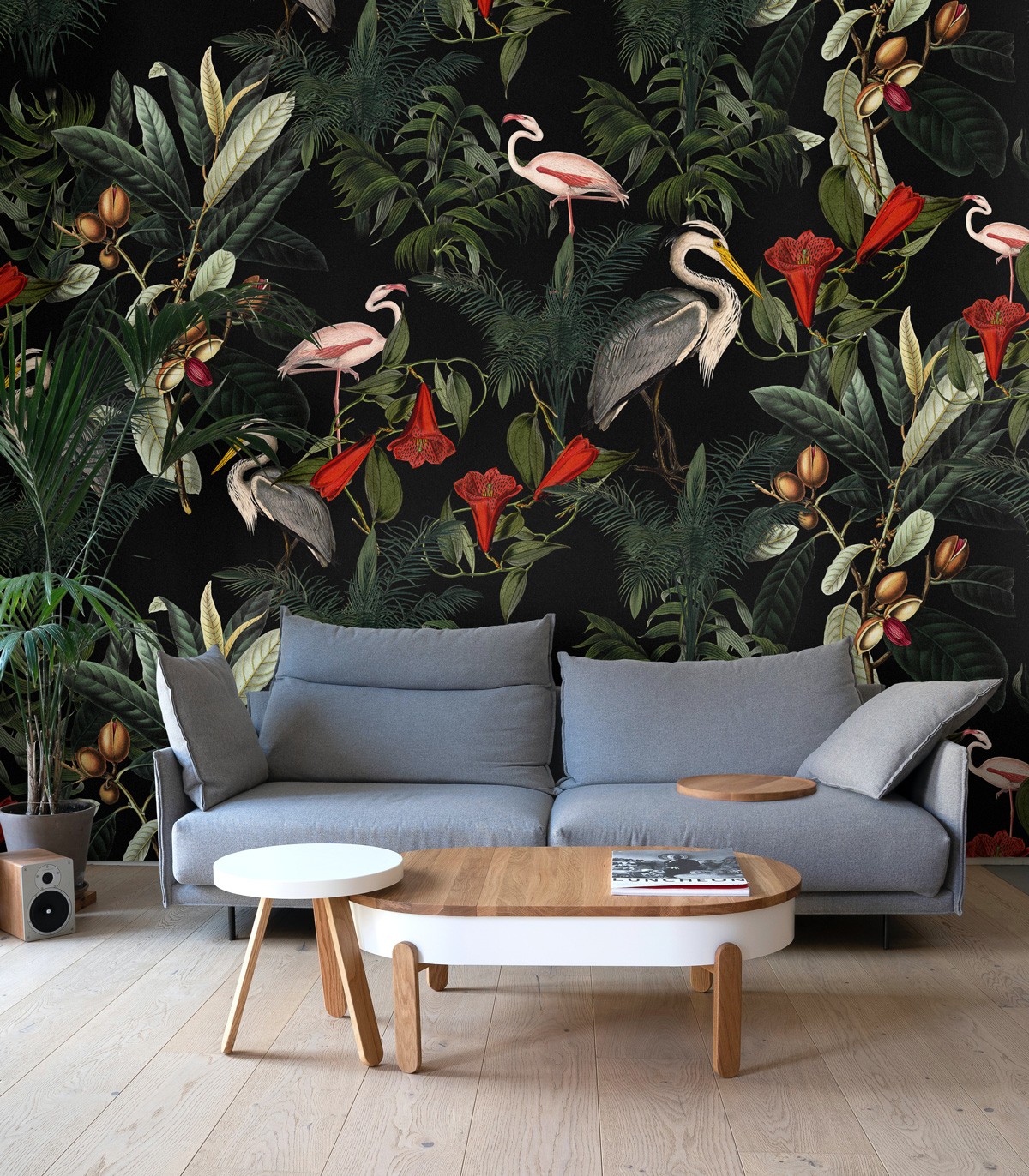Standing Heron wallpaper - Wallcolors  - Exclusive Wallpapers