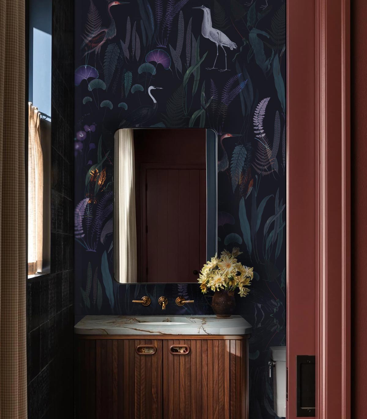 Calm Heron Purple wallpaper - Wallcolors  - Exclusive Wallpapers