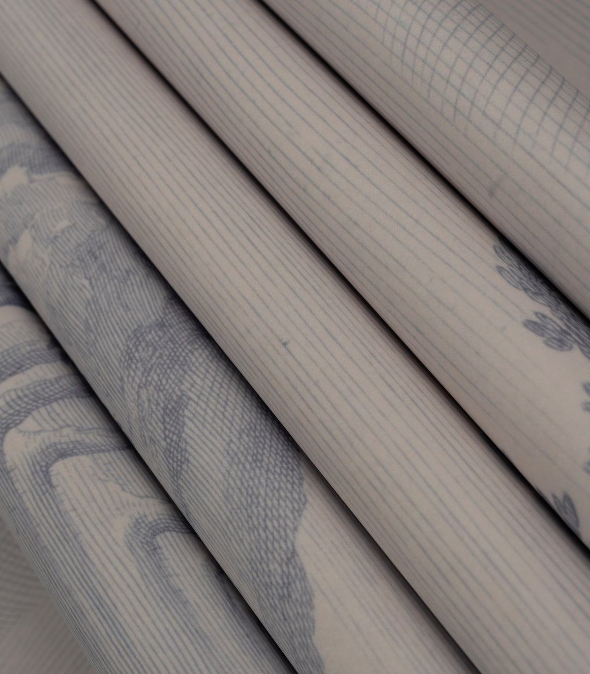 Tapeta Ethereal Forest Blue