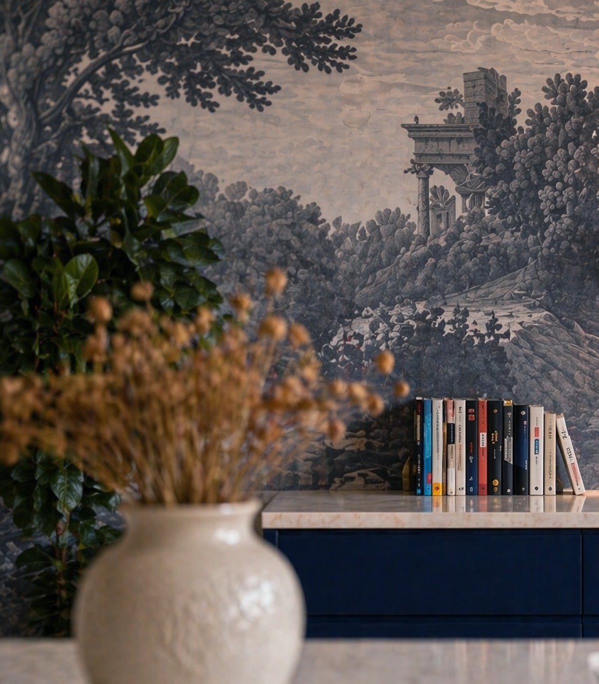 Tapeta Ancient Riverside Grove Blue - Wallcolors®
