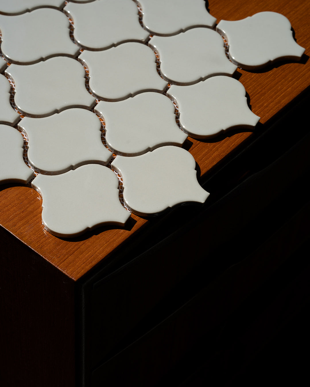 Mosaic Arabesque light gray