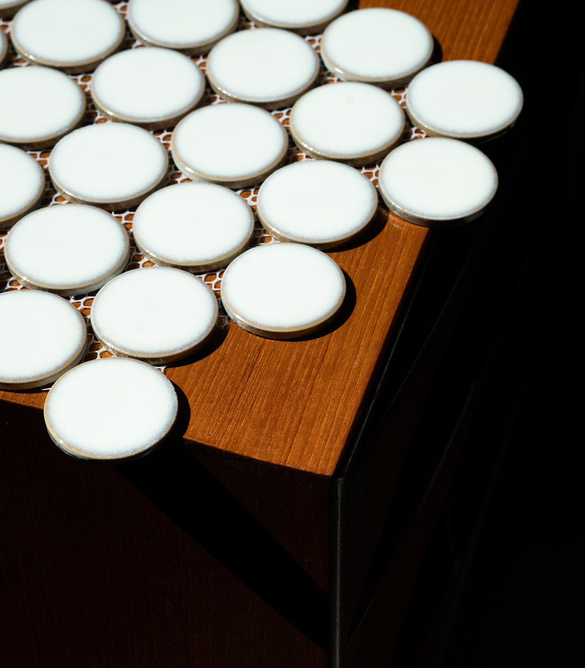 Mosaic circle dots white