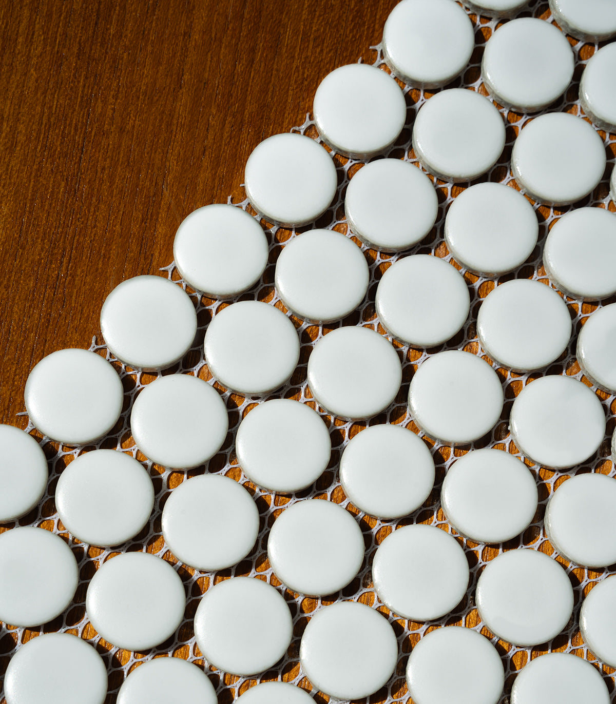 Penny dots white matte mosaic
