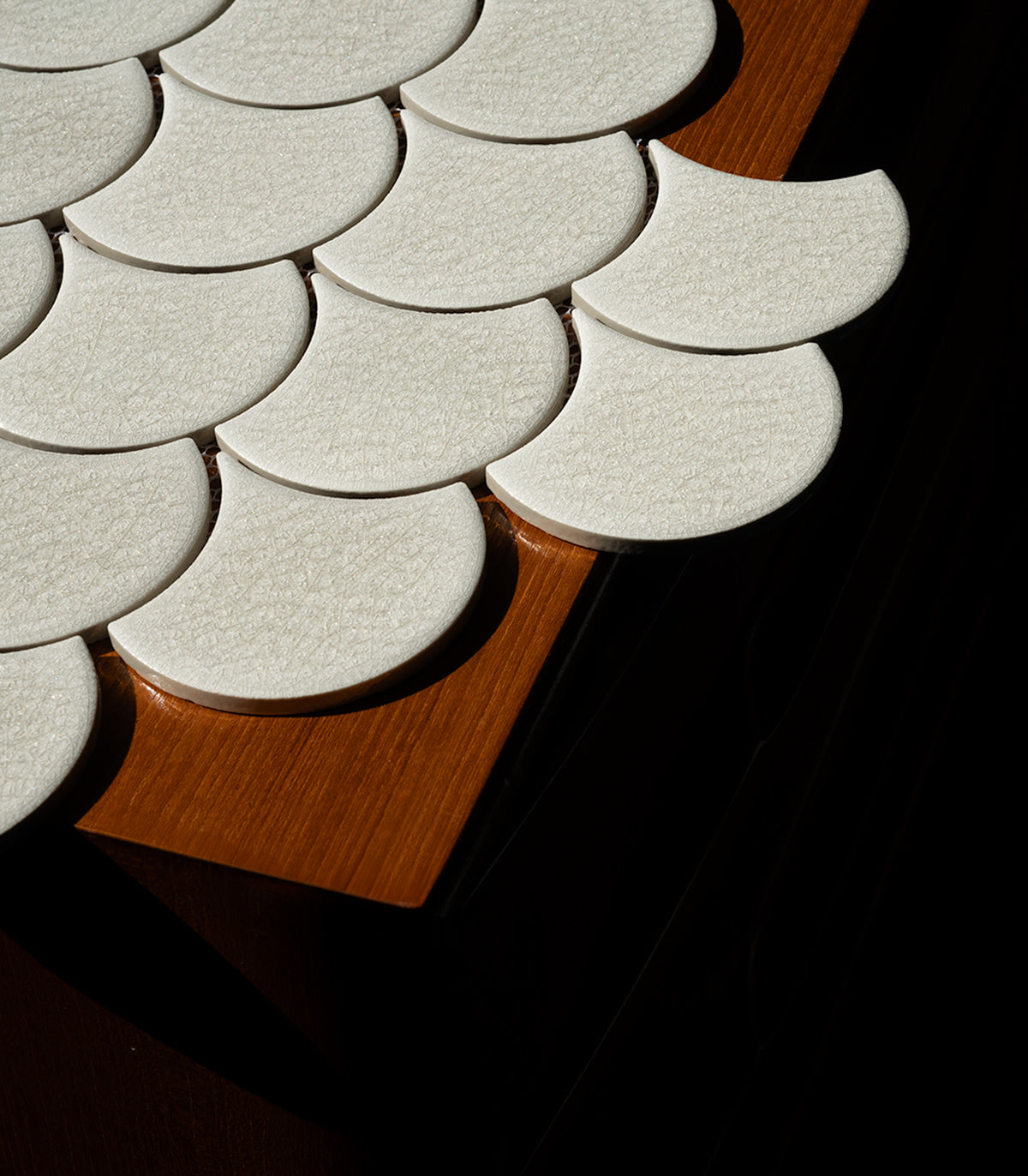 Fish scale white creme mosaic