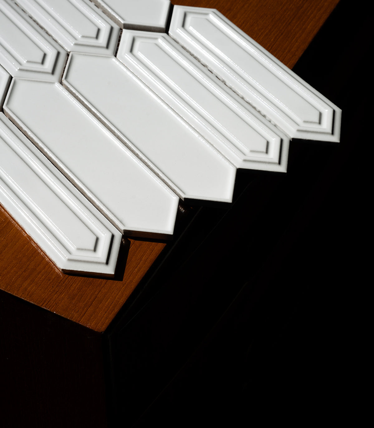 Vertigo white mosaic