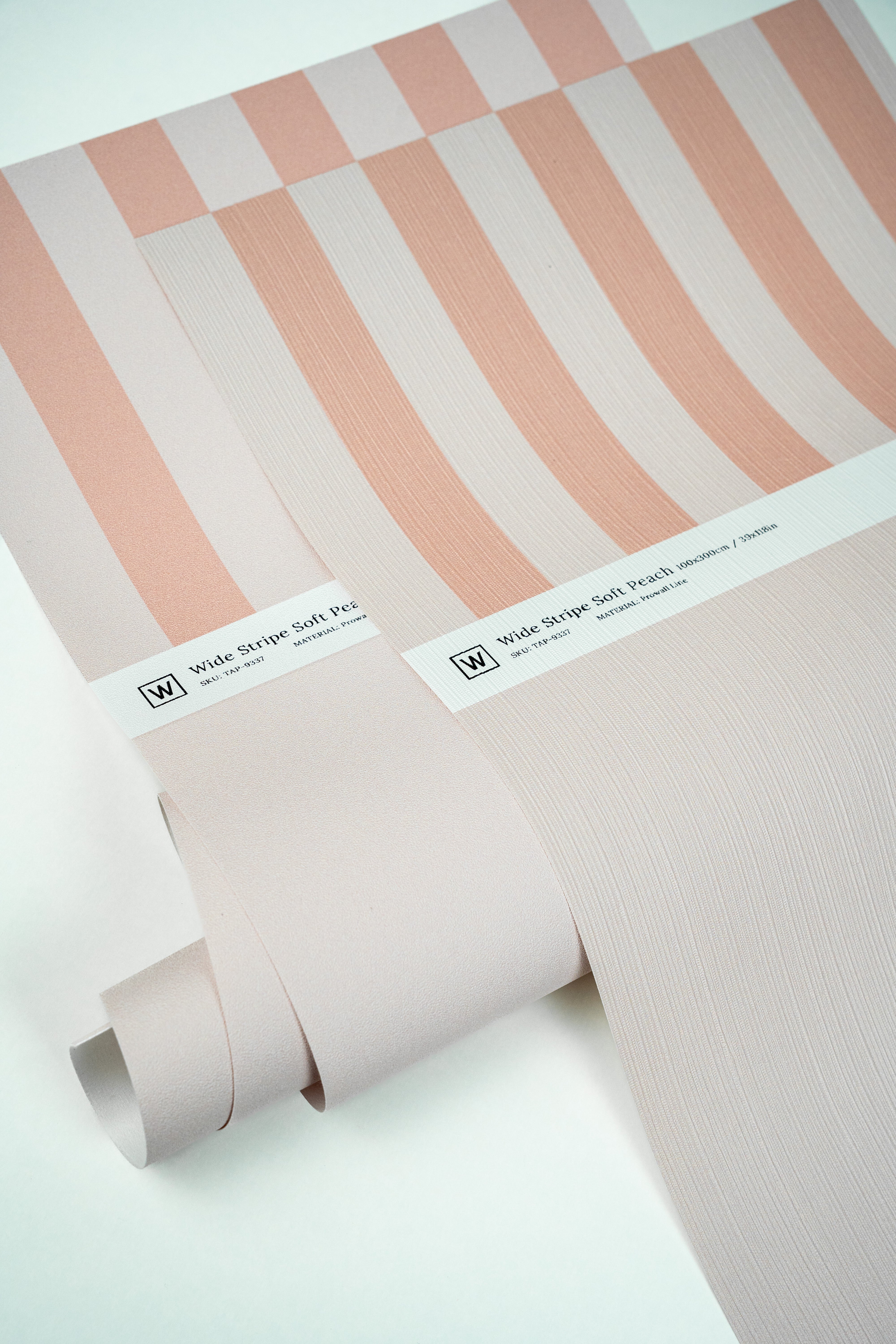 Tapete Wide Stripe Play Soft Peach
