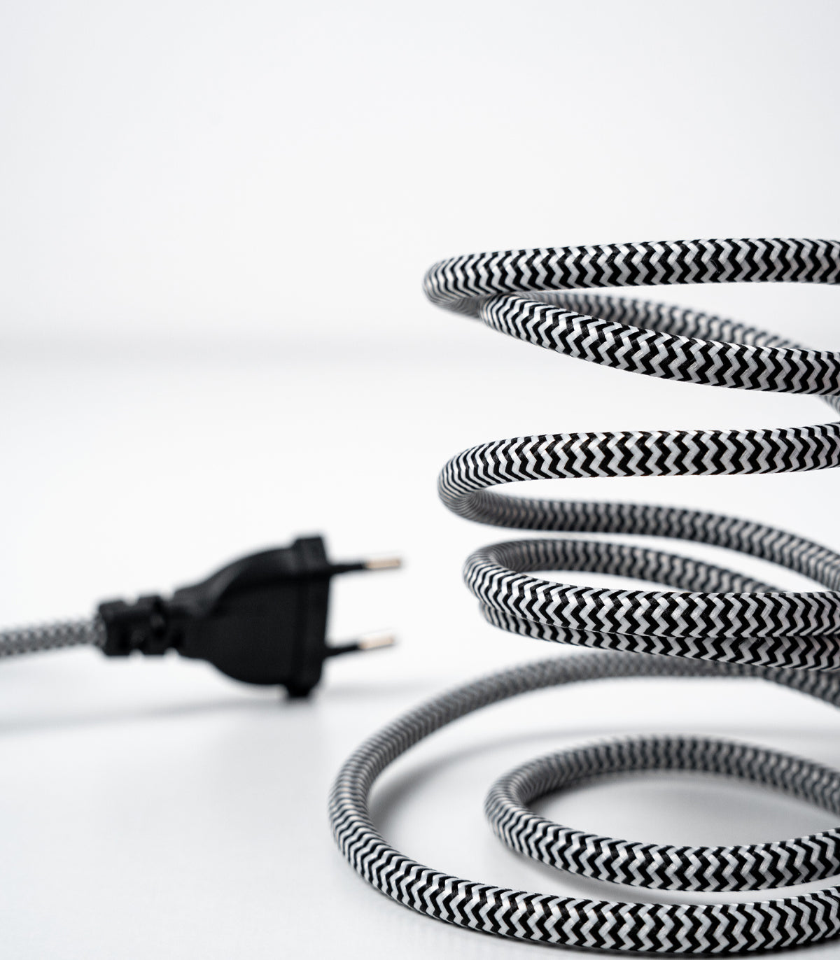 Przewód z włącznikiem DOTS. Lighting