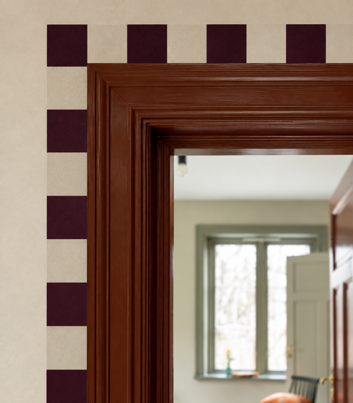 Border Square Dark Plum