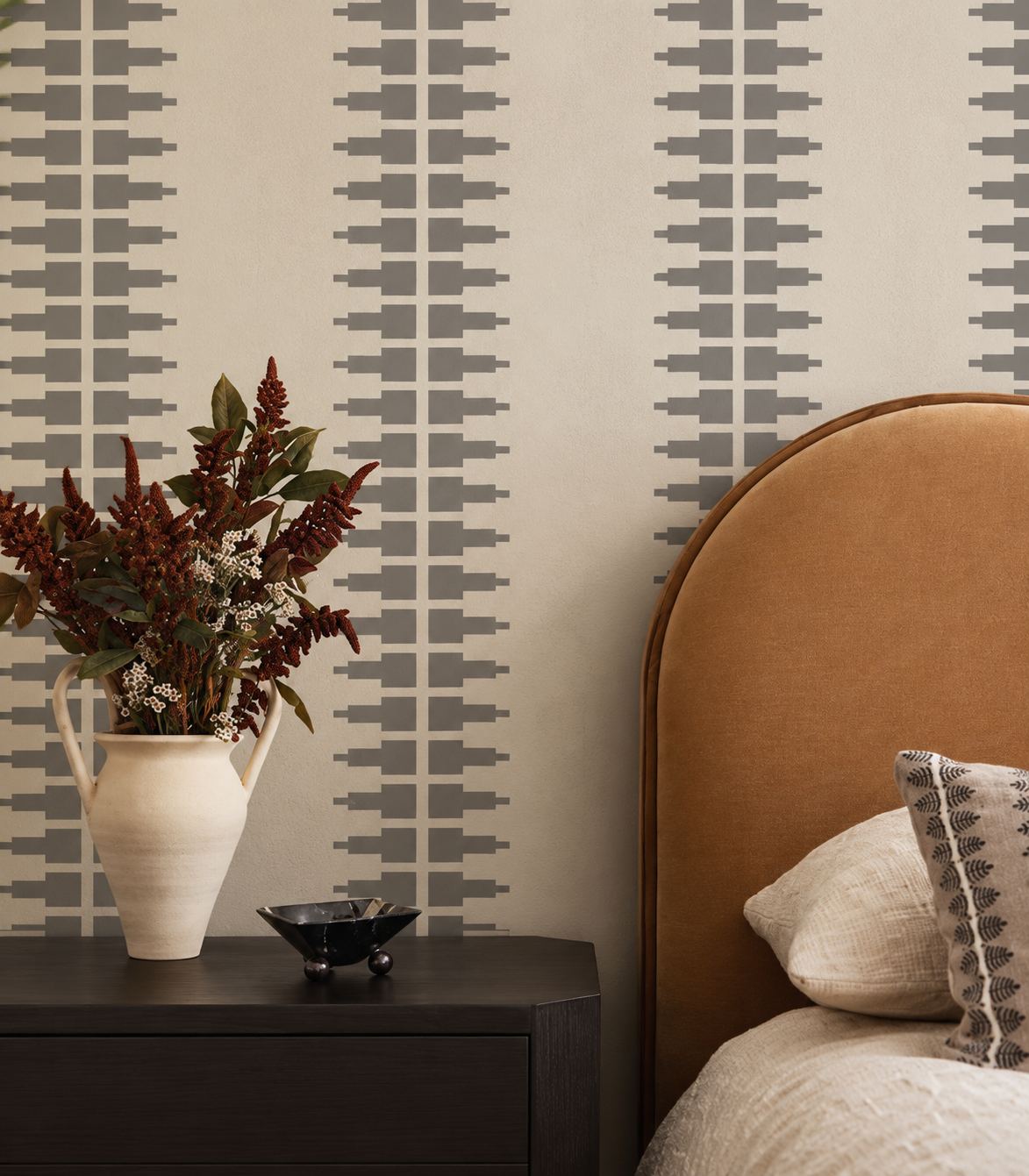 Papel pintado Ornament Line Clay Warm Linen