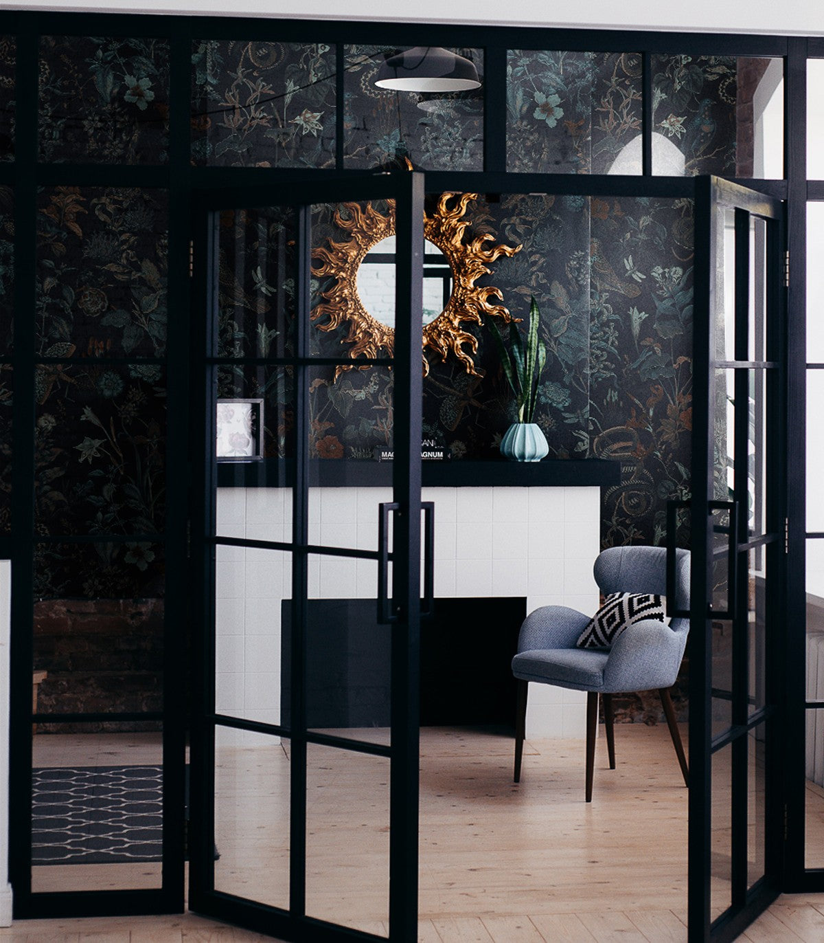 Botanic Black Wallpaper